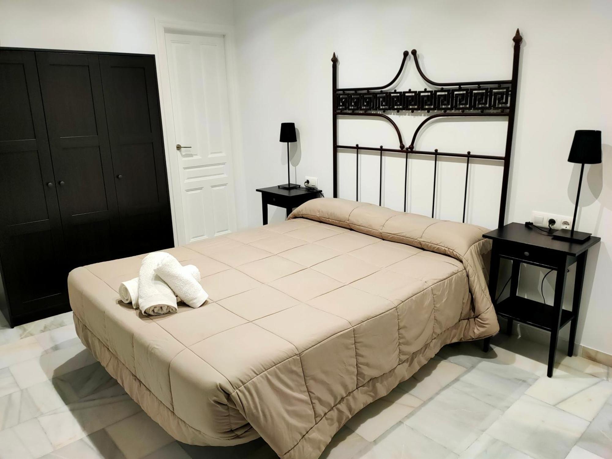 Apartamentos San Pedro Кордоба Екстериор снимка